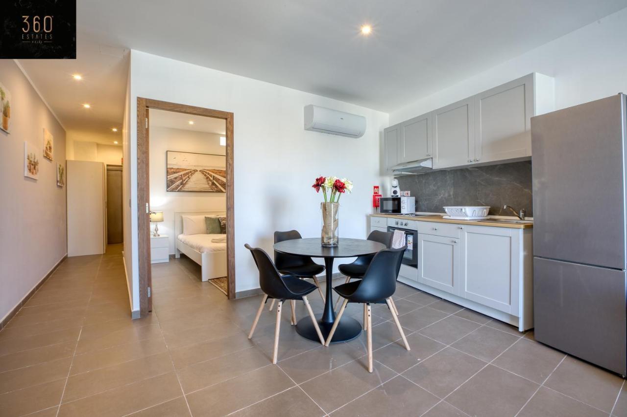 Gzira'S Seashore Stayaway Close To Manuel Island Exterior foto